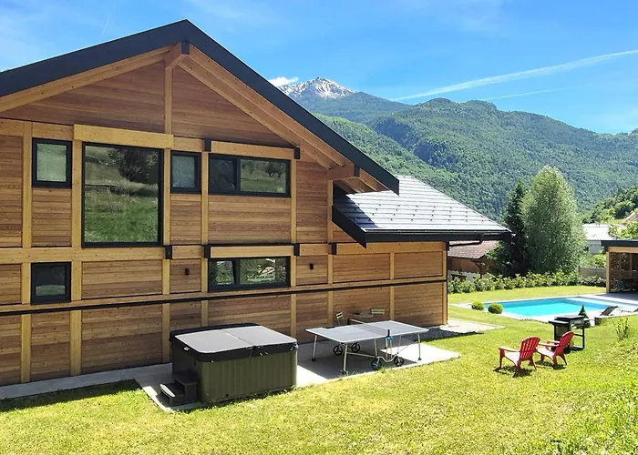 Alpesi faház Neuf, Jacuzzi, Piscine Privee Mai-sept, Petanque, Proche Paradiski La Plagne