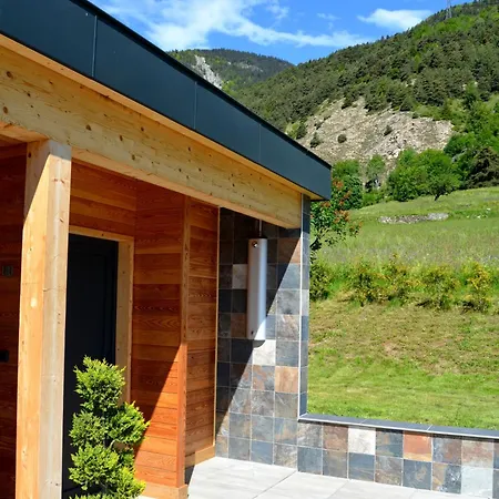 Alpehytte Neuf, Jacuzzi, Piscine Mai-sept, Petanque, Proche Paradiski *