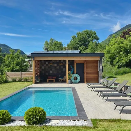 Chalet Neuf 10 Pers - Piscine, Jacuzzi & Vue *