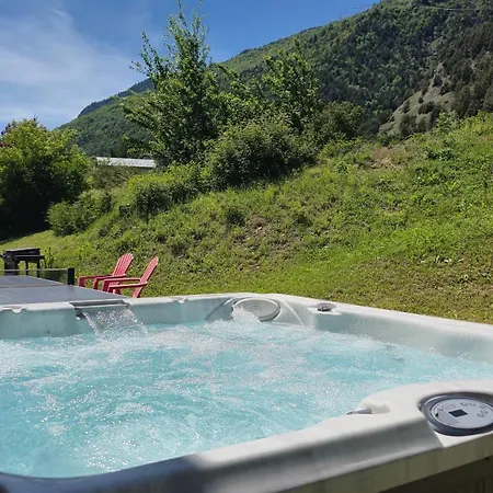 Neuf, Jacuzzi, Piscine Privée Mai-sept, Pétanque, Proche Paradiski Chalet La Plagne