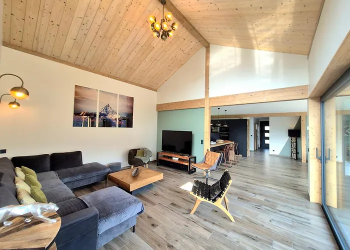 Neuf, Jacuzzi, Piscine Privee Mai-sept, Petanque, Proche Paradiski * La Plagne